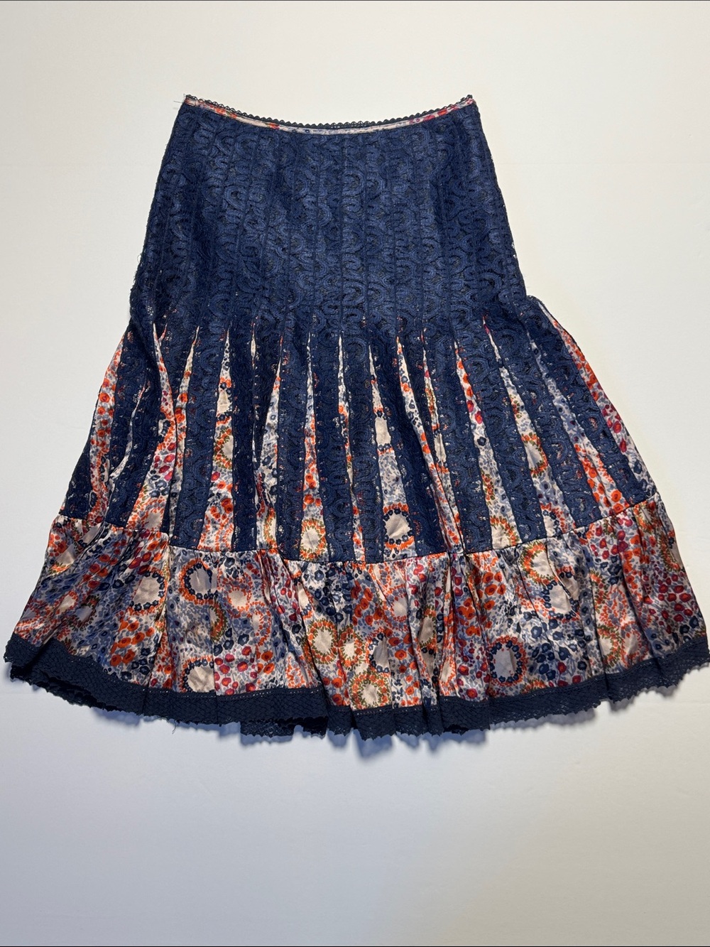 FREE PEOPLE 100% Silk Navy Blue Lace Floral Tiered Pleated Midi Skirt BOHO 2